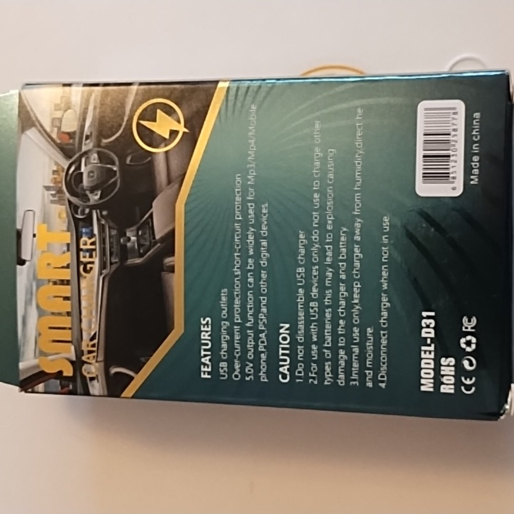 SMART Car Charger - Picture 5 of 7